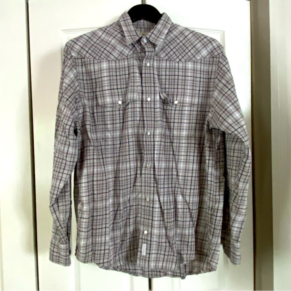 Men’s Cabela’s long sleeve casual button down shirt, size M